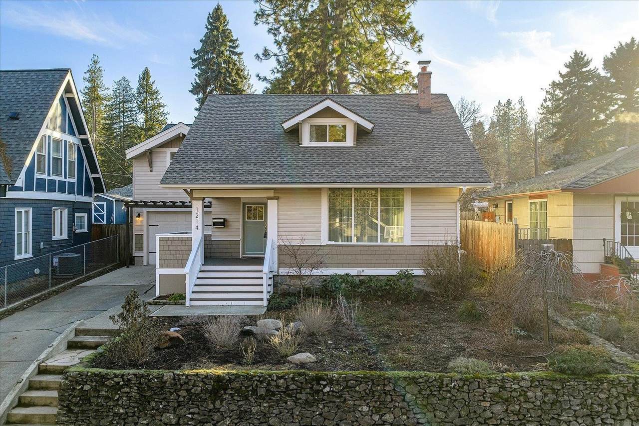 1214 16th Ave - Photo 1