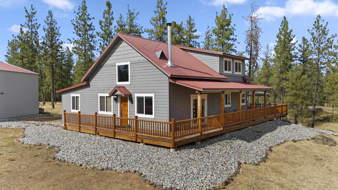 27820 Drumheller Rd - Photo 1