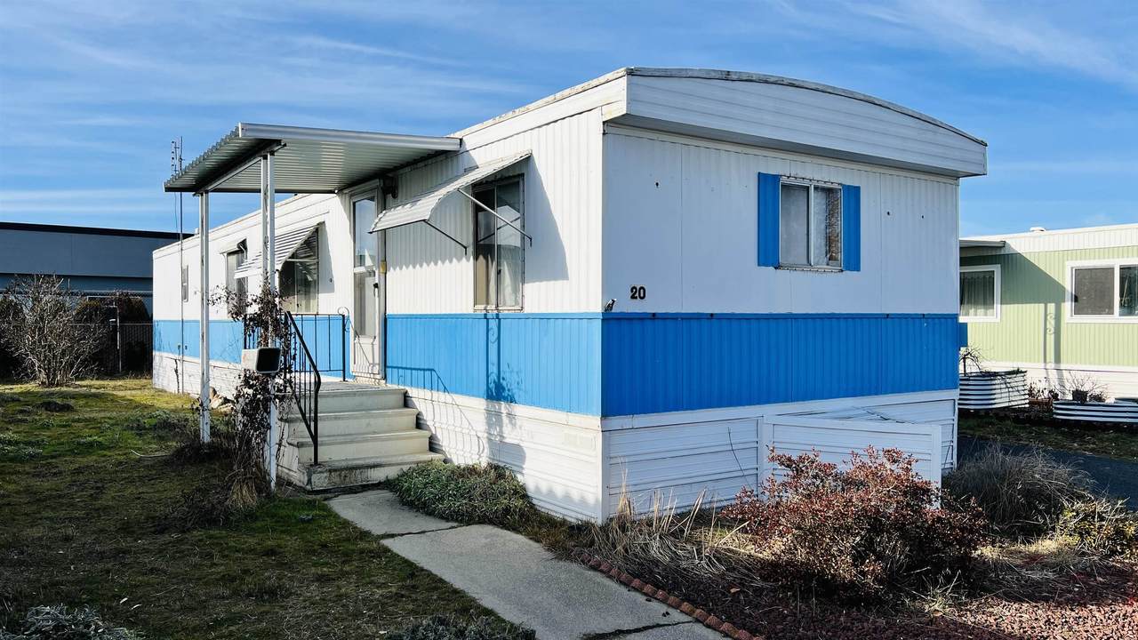 1205-20 Lyons Ave - Photo 1