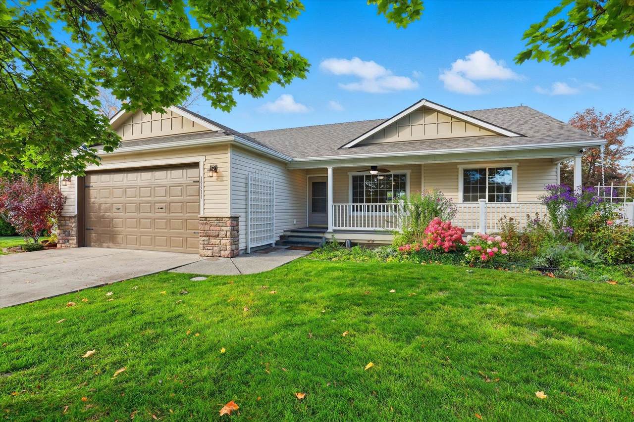 19511 Shannon Ave - Photo 1