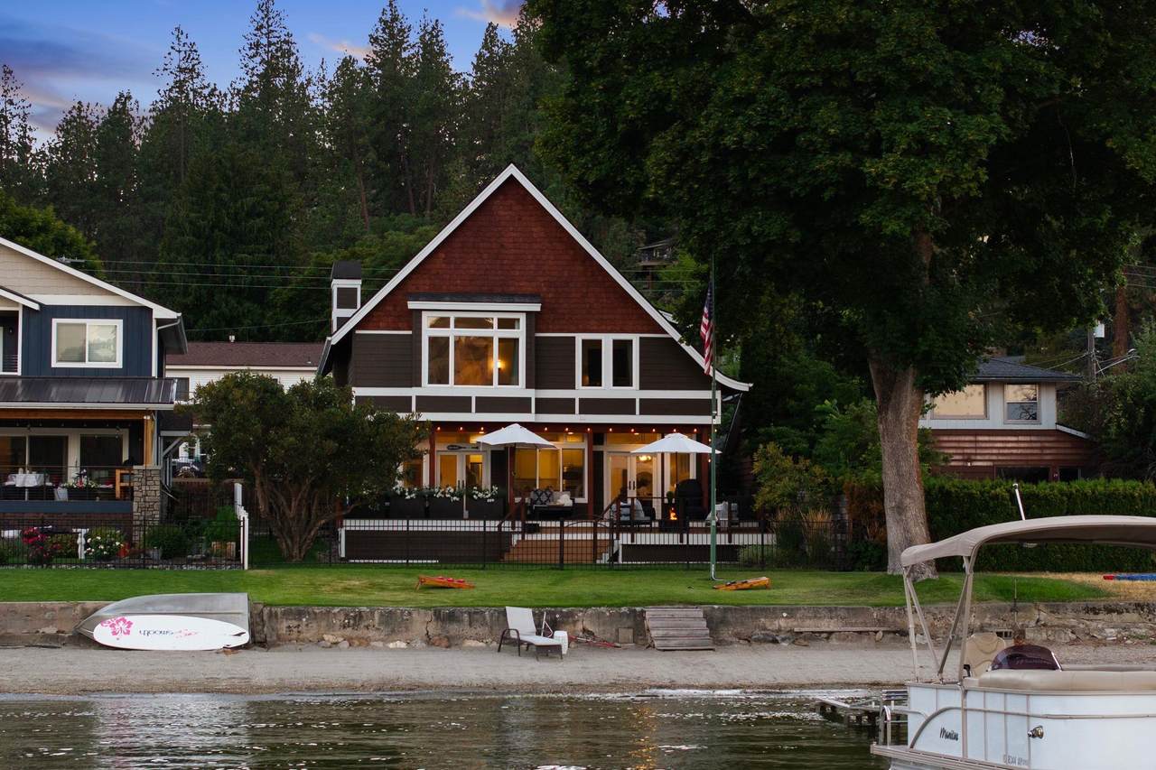 1323 Lilac Ln - Photo 1