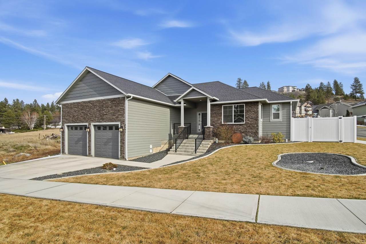 2521 Vera Crest Dr - Photo 1