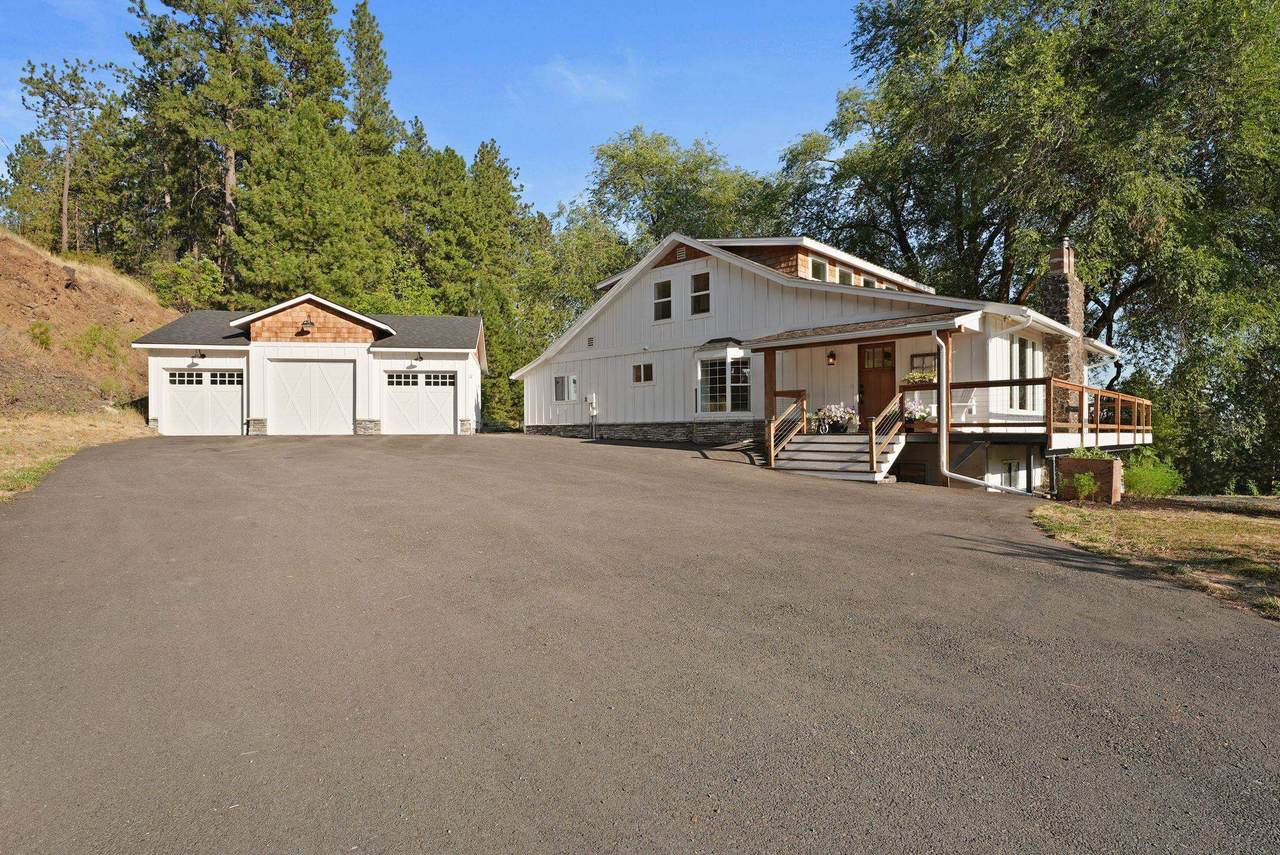 2206 Pine Hill Ln - Photo 1