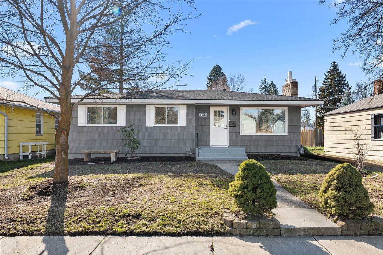 3527  W Wellesley Ave - Photo 1