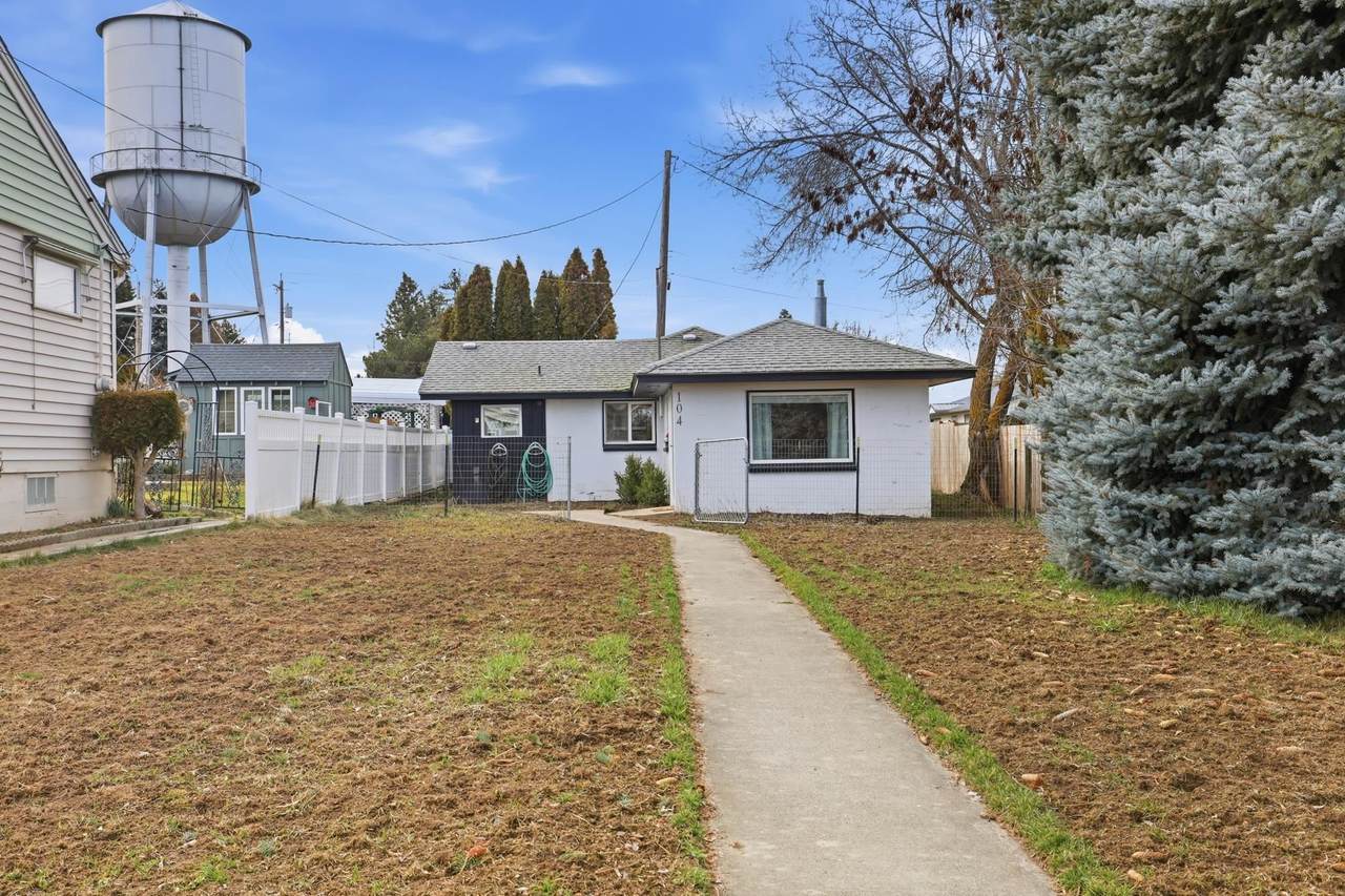 104 Adams St - Photo 1