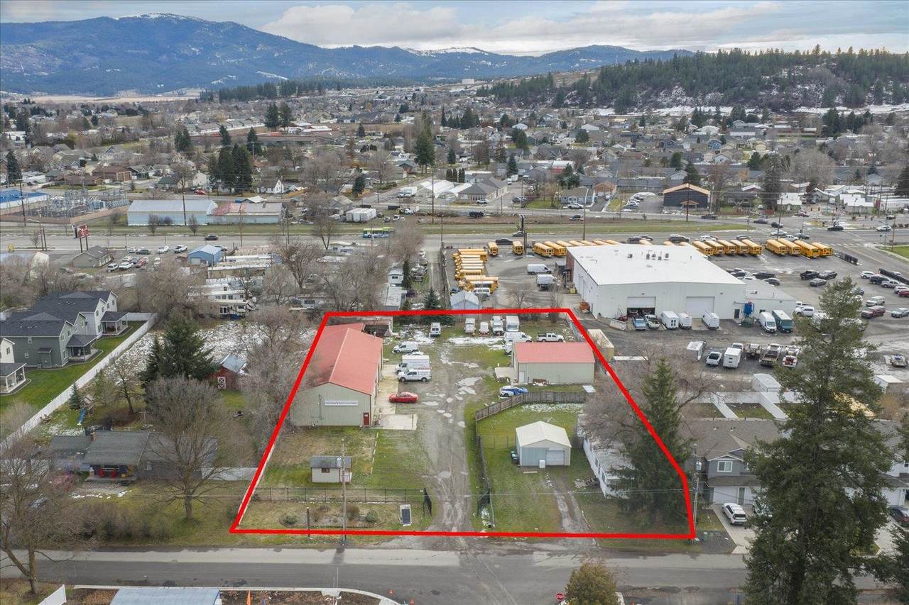 17622-17620 Cowley Ave - Photo 1