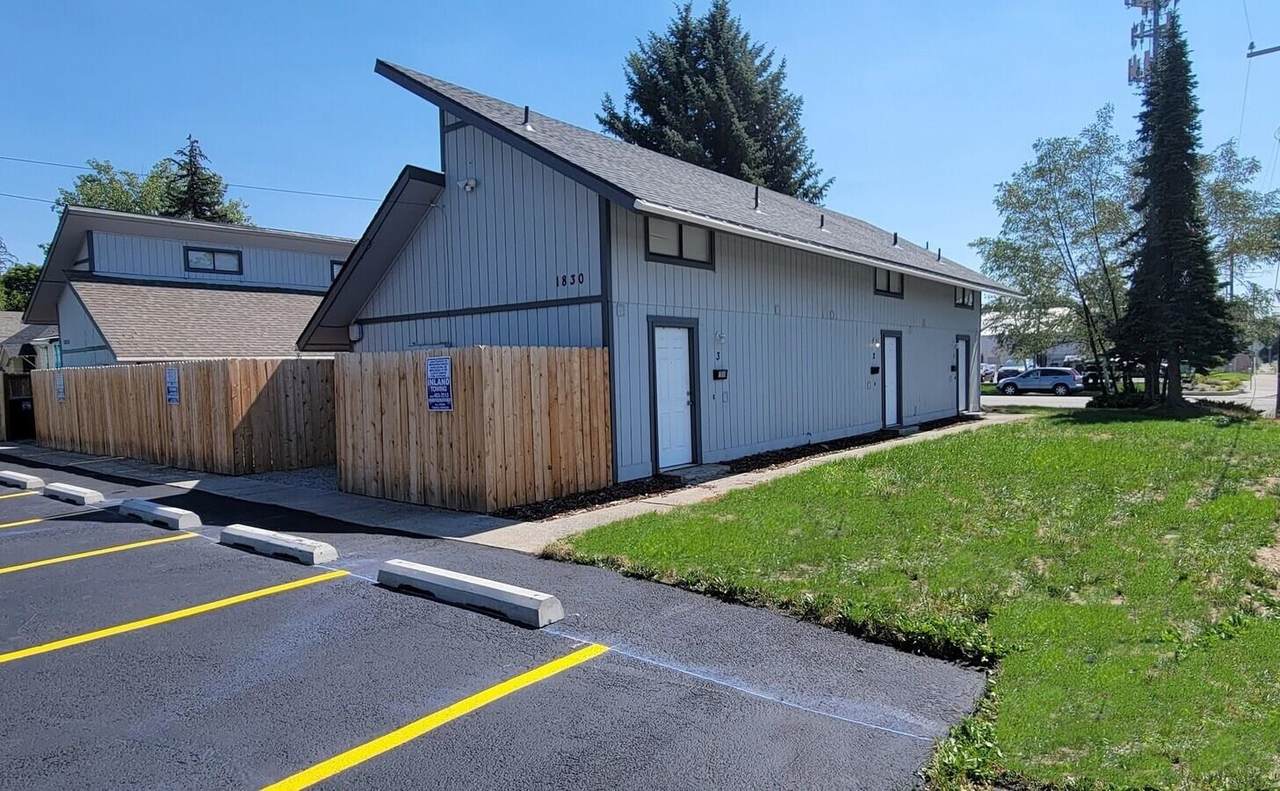 1830 Maxwell Ave - Photo 1