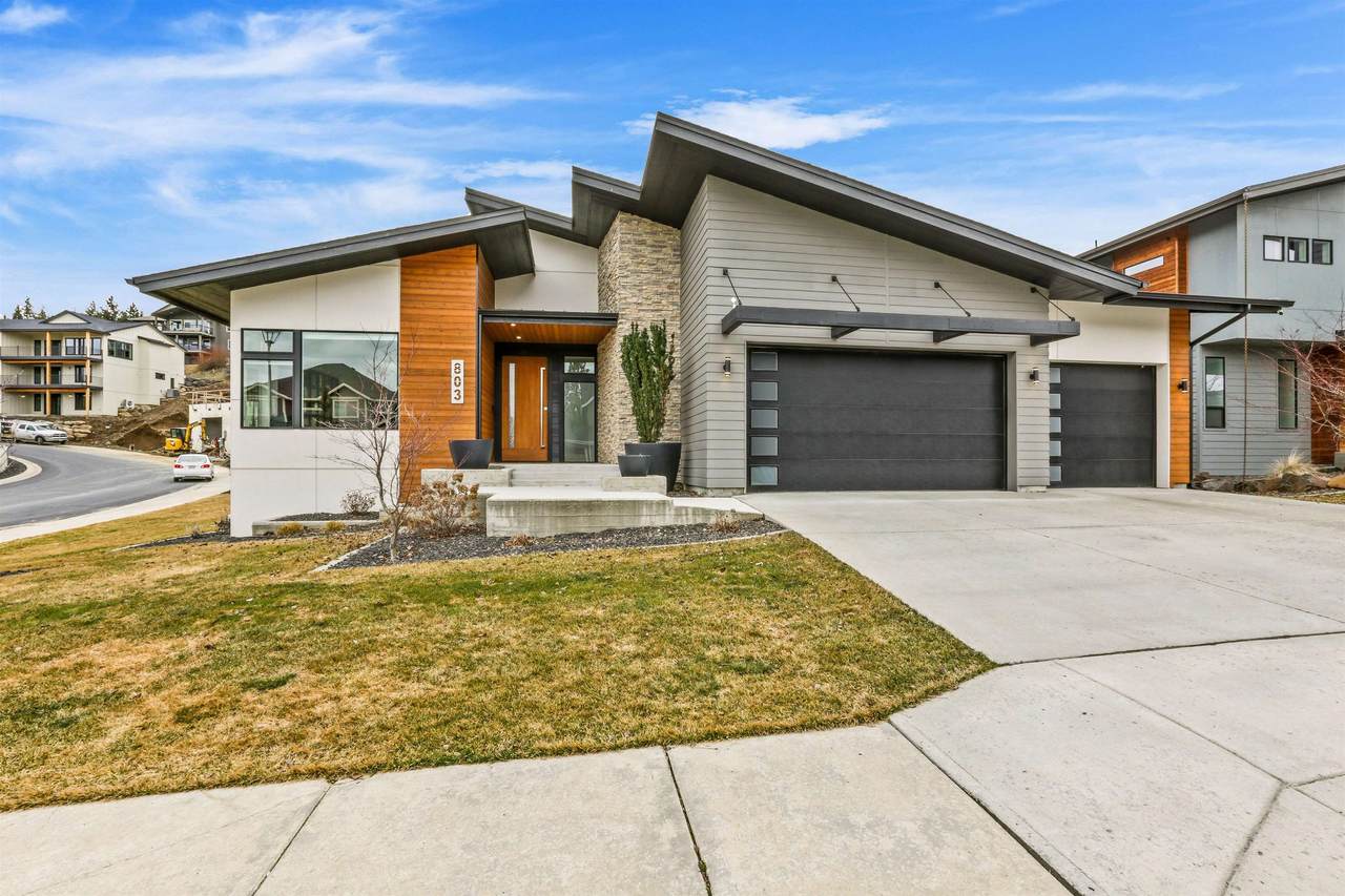 803 Willapa Ave - Photo 1