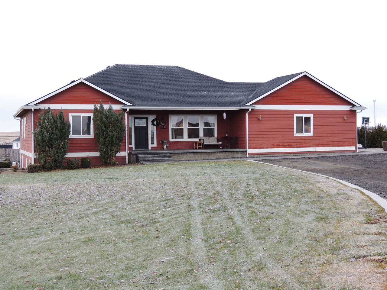 38250 Fitness Ln. E - Photo 1