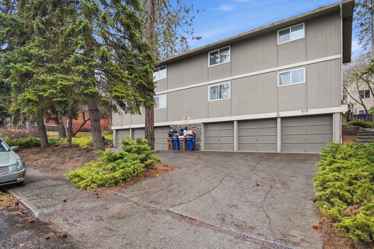 1917 7th Ave - Photo 1