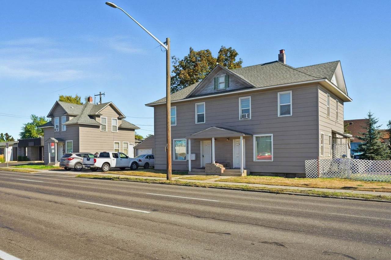 1704 Ash St - Photo 1