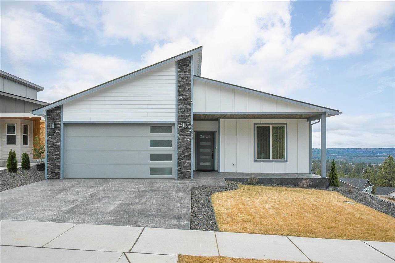 4223 Bush Dr - Photo 1