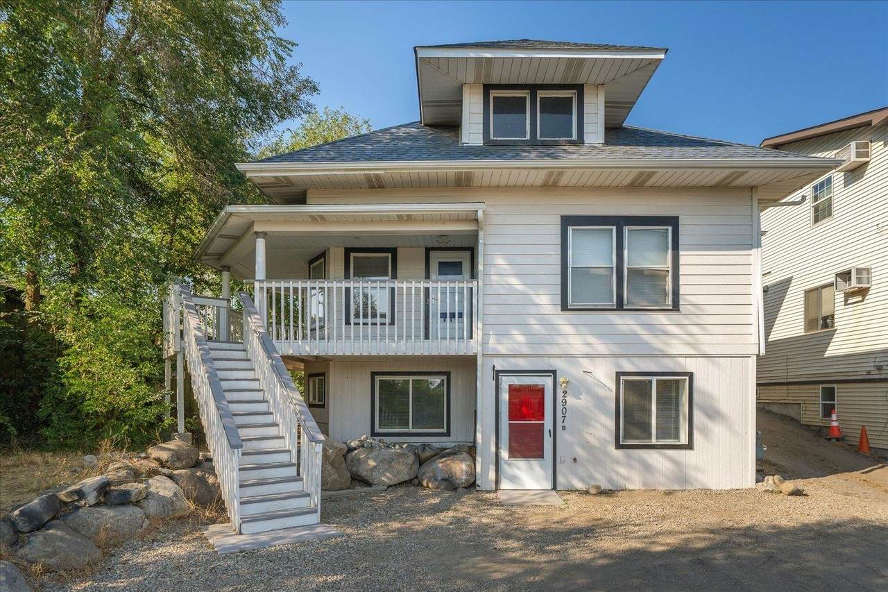 2907 Jackson Ave - Photo 1