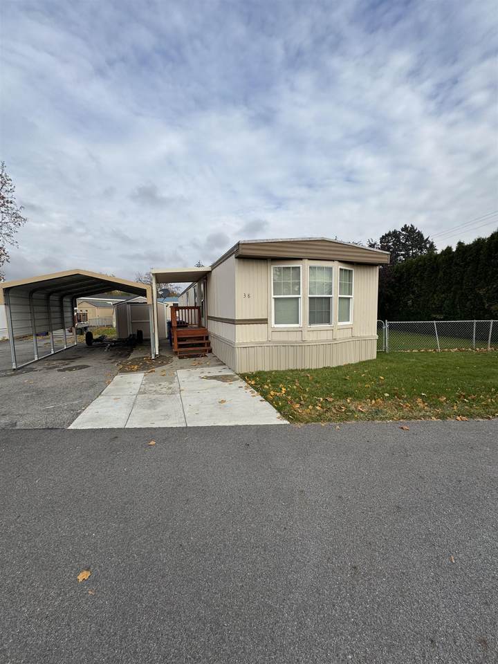 21725-#38 Wellesley #38 Ave - Photo 1