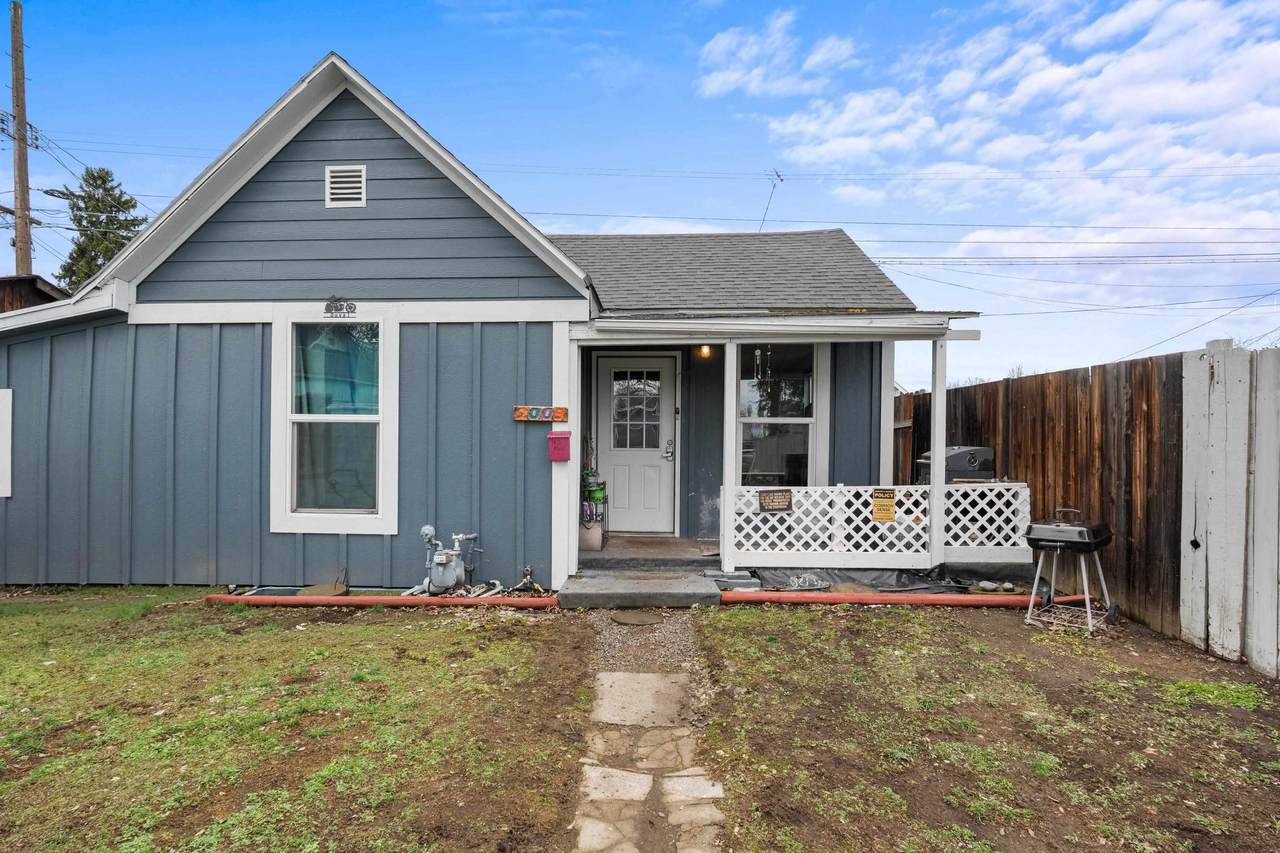 2009 Mansfield Ave - Photo 1