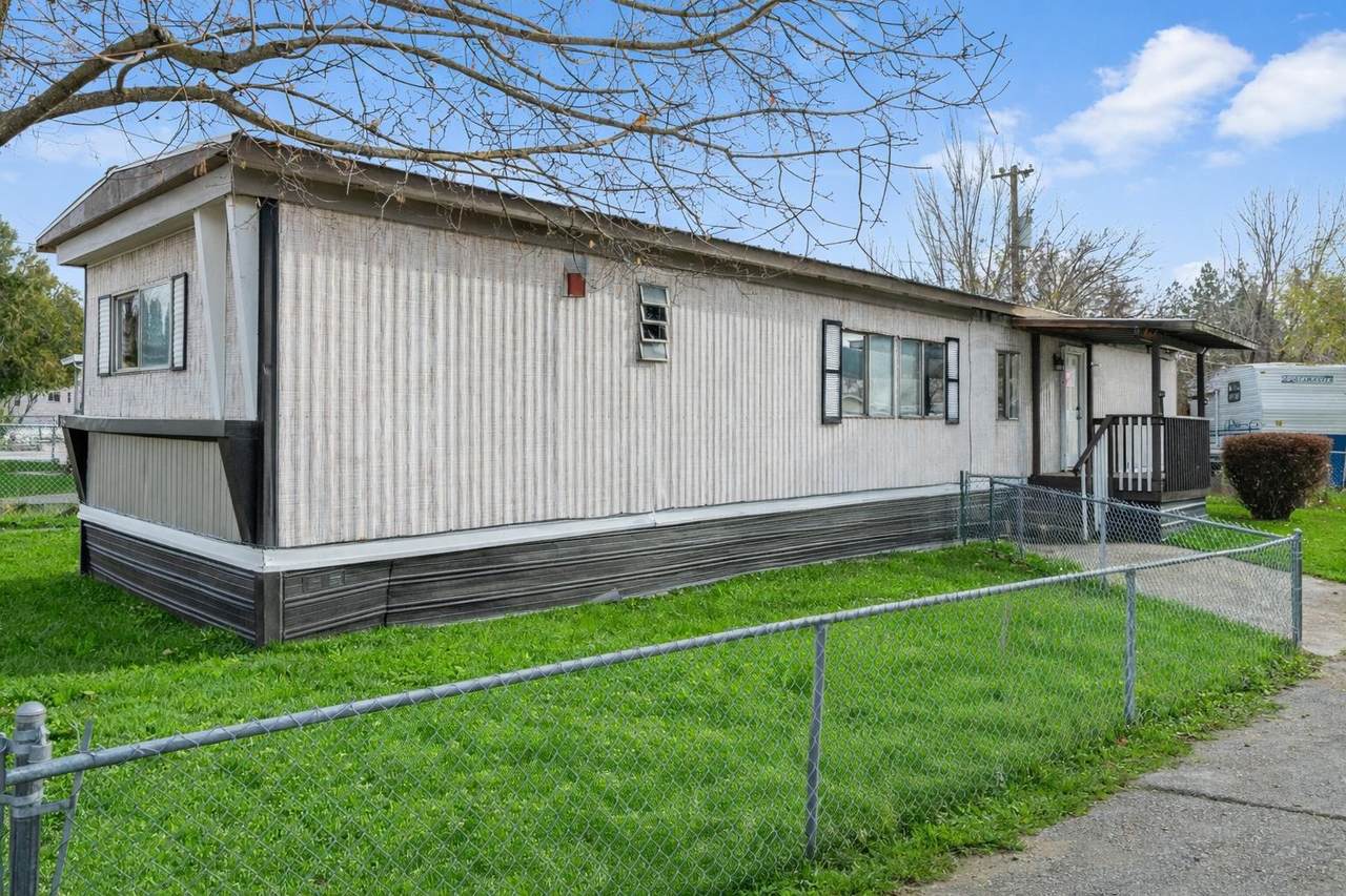 9518-#63 4th Ave - Photo 1