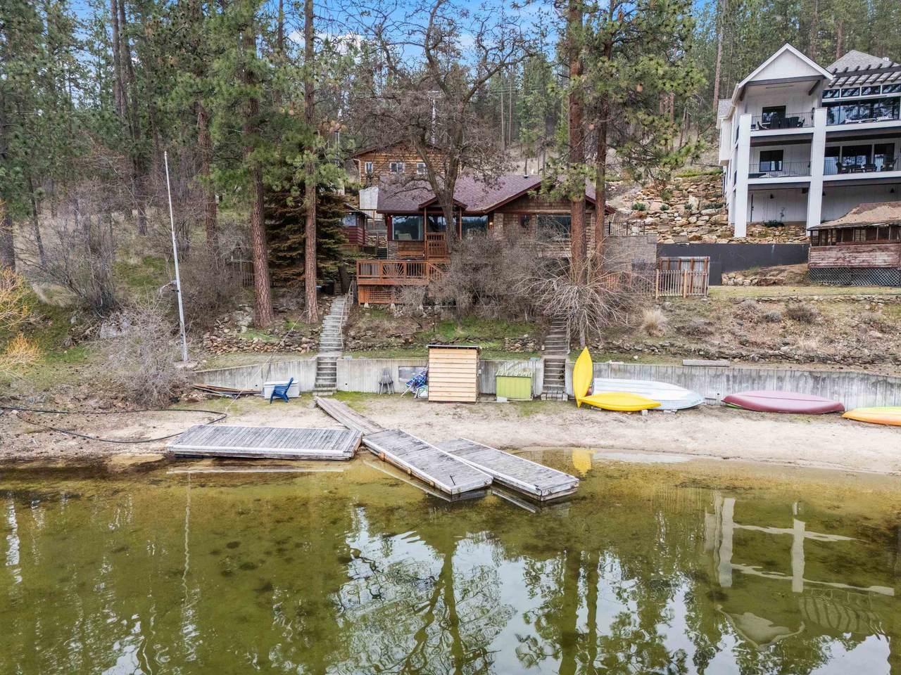1314 Lakeside Rd - Photo 1