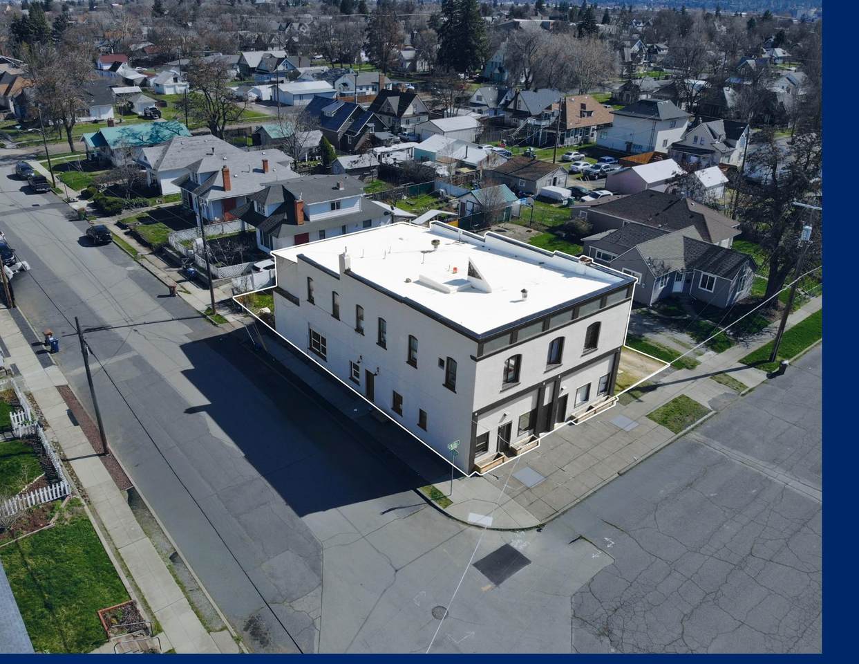 2228 Astor St - Photo 1