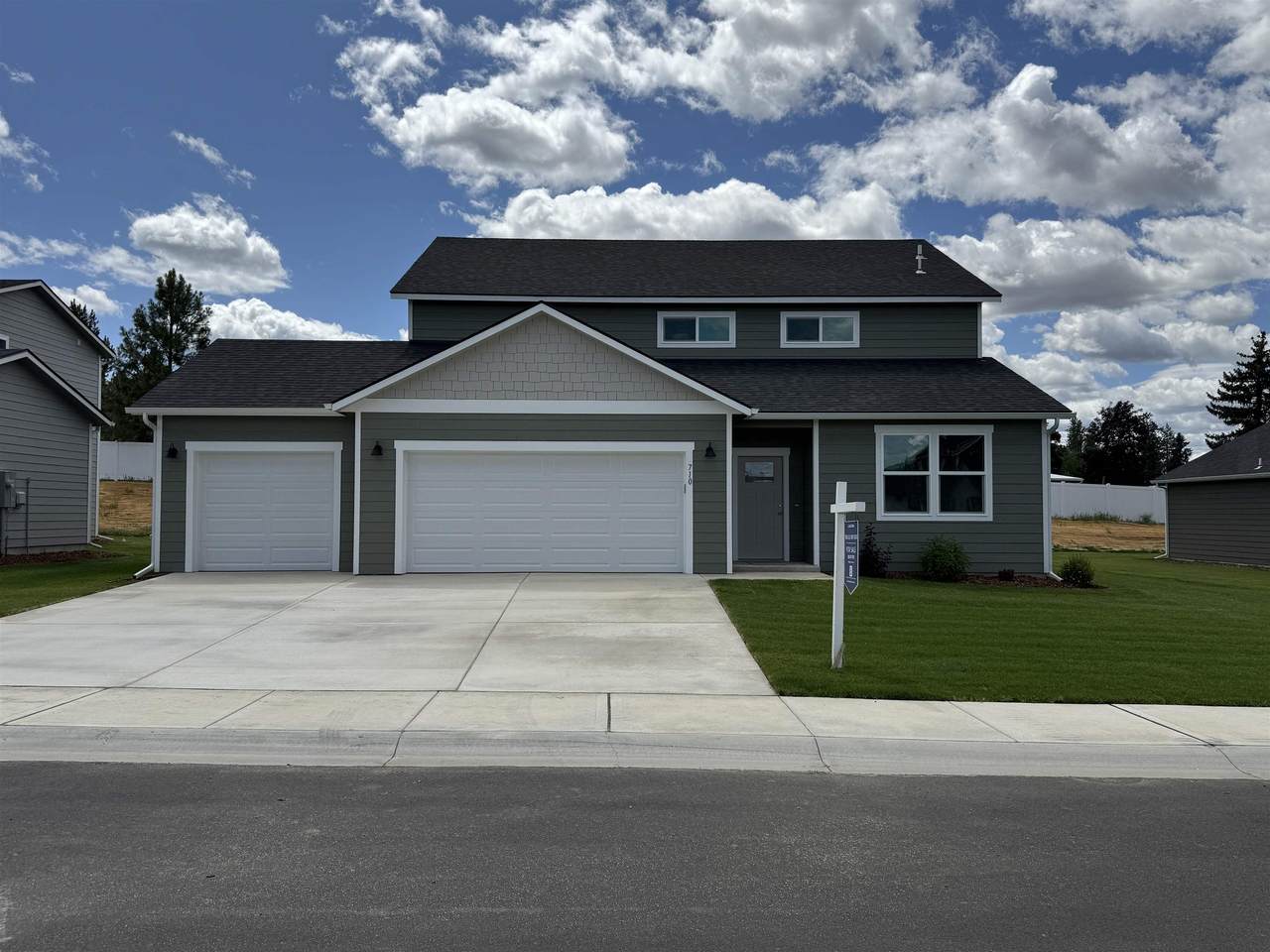 710 4th Ave - Photo 1