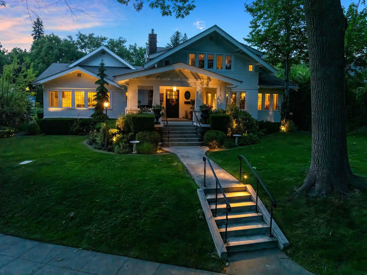 https://bt-photos.global.ssl.fastly.net/sarmls/1280_boomver_1_202614612-1.jpg