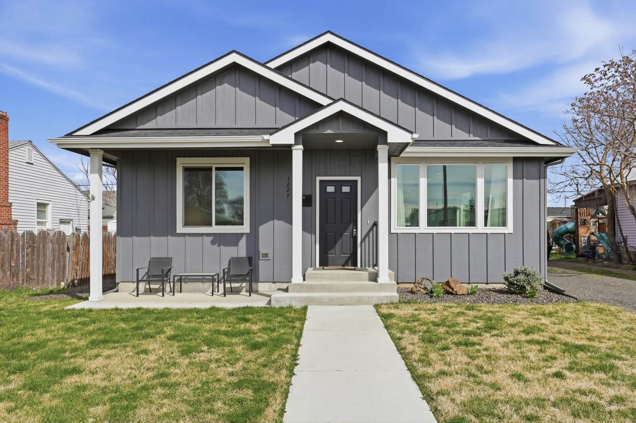 1227 Walton Ave - Photo 1