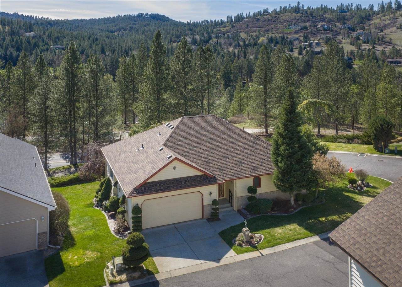 2102 Dunbar Ln - Photo 1