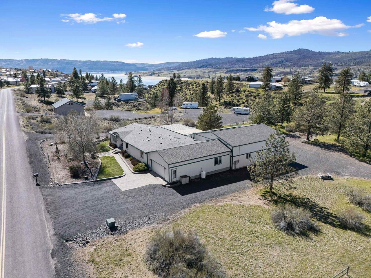 42605 Doe Rd N - Photo 1