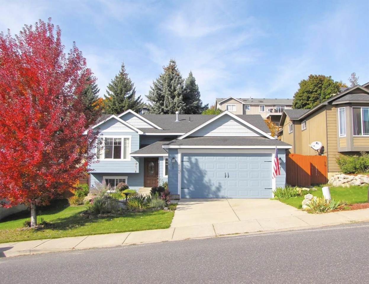 16609 Columbus Dr - Photo 1