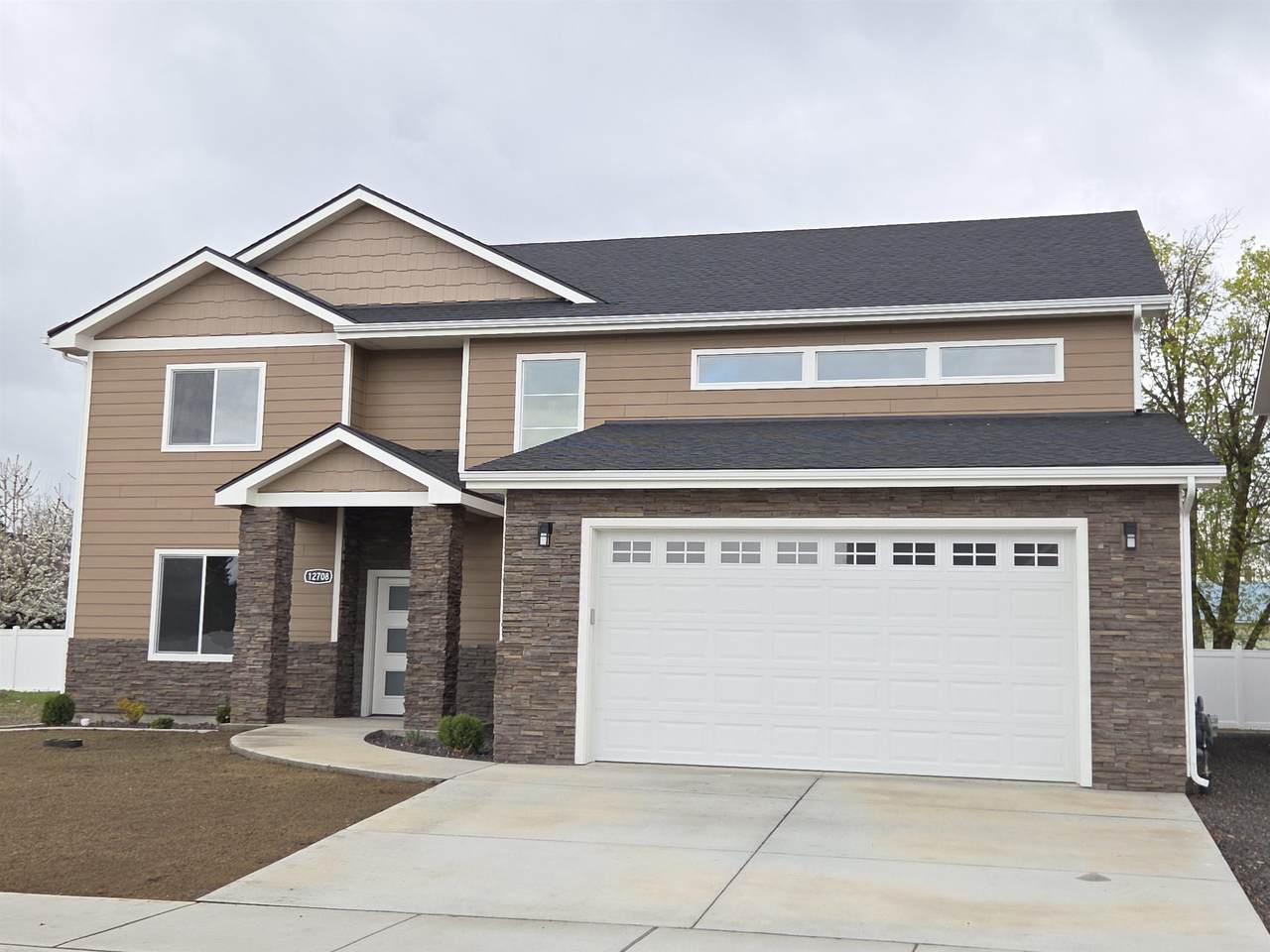 12708 Desmet Ave - Photo 1