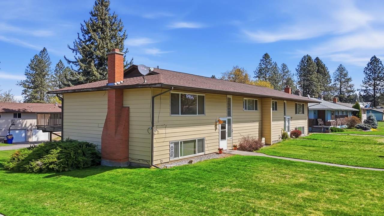 228/230 Price Ave - Photo 1