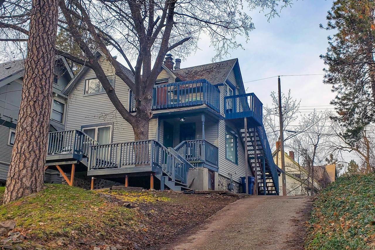 407-409 11th Ave - Photo 1