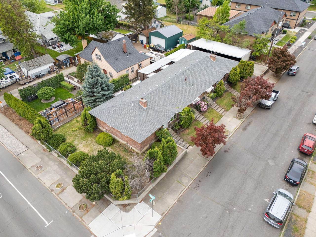 805 Alice Ave - Photo 1