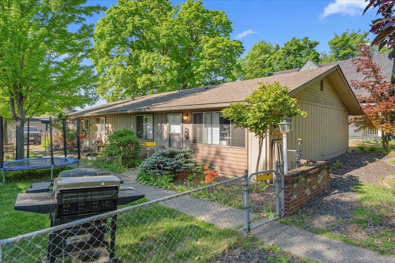 1117 Providence Ave - Photo 1