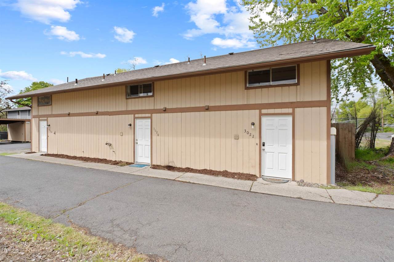 3018 Jackson Ave - Photo 1