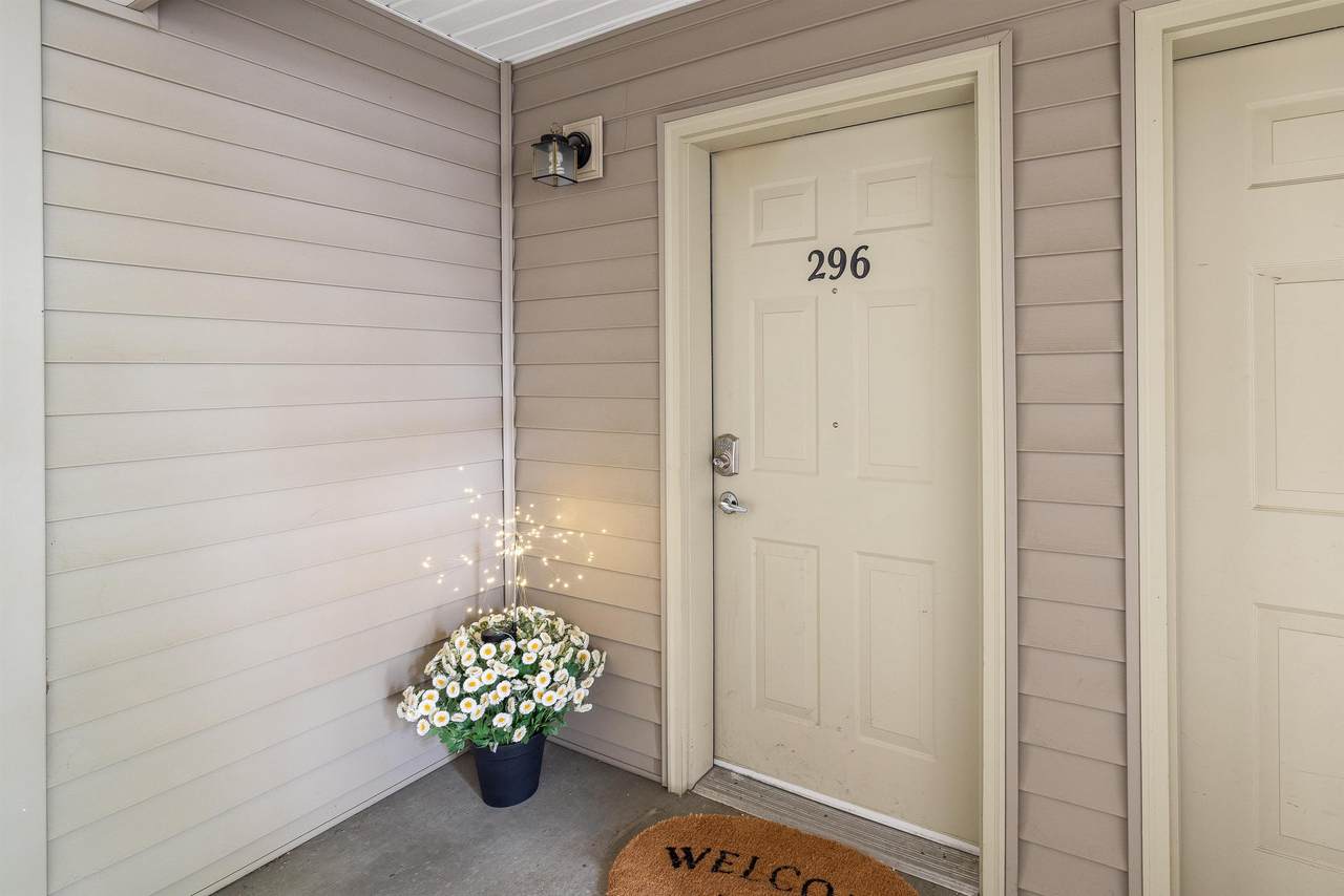 22855-Unit 296 Country Vista Dr - Photo 1