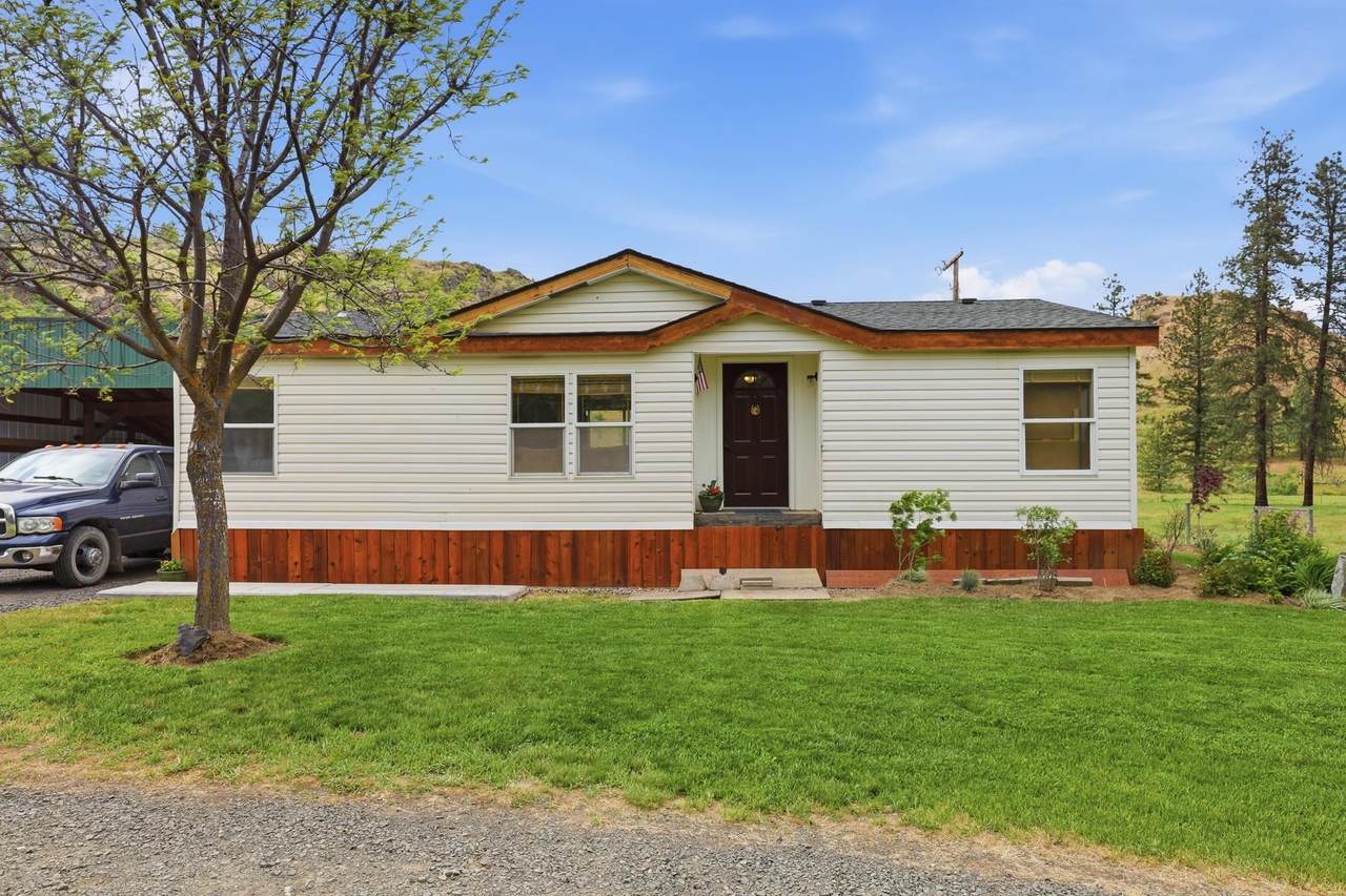 36499 Teel Hill Rd - Photo 1