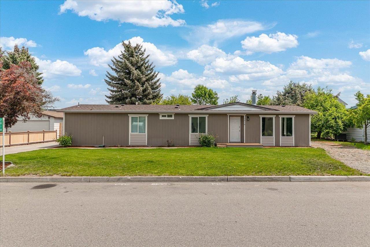2818 Joel Rd - Photo 1