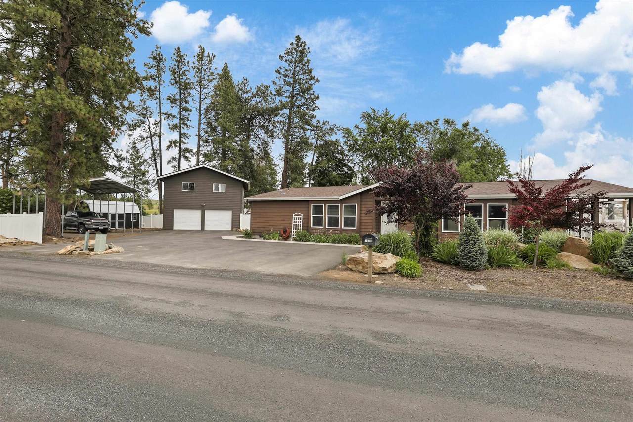 10907 Pinecroft Rd - Photo 1