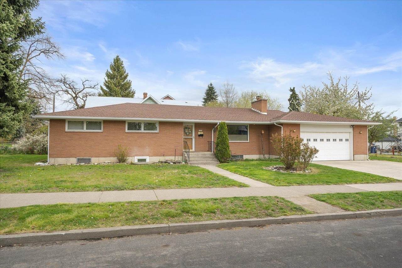 1828 Dakota St - Photo 1