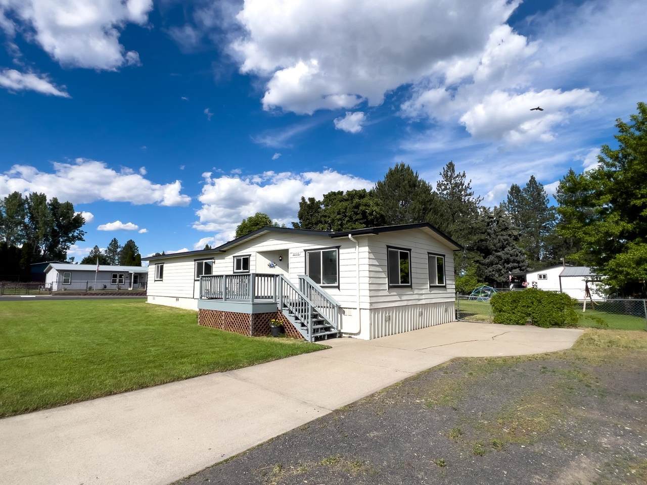 3306 4th Ct - Photo 1