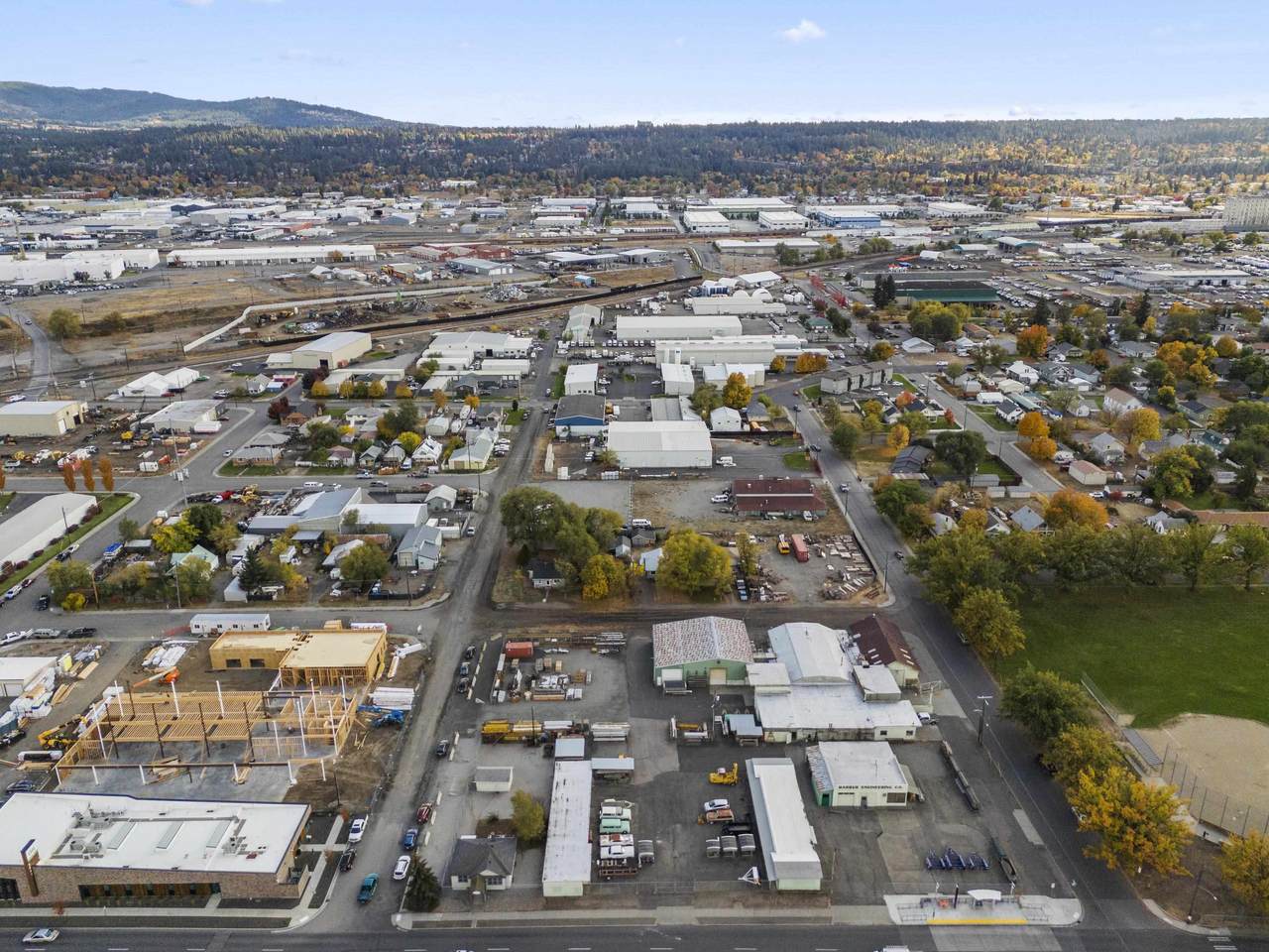 2914-2918 & 2924 E S Sinto Ave - Photo 1