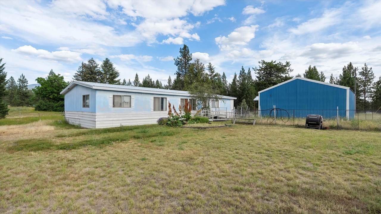 10911 Laurel Rd - Photo 1