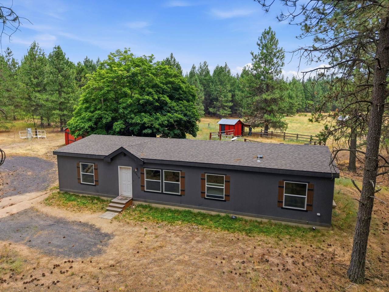 11914 Laurel Rd - Photo 1