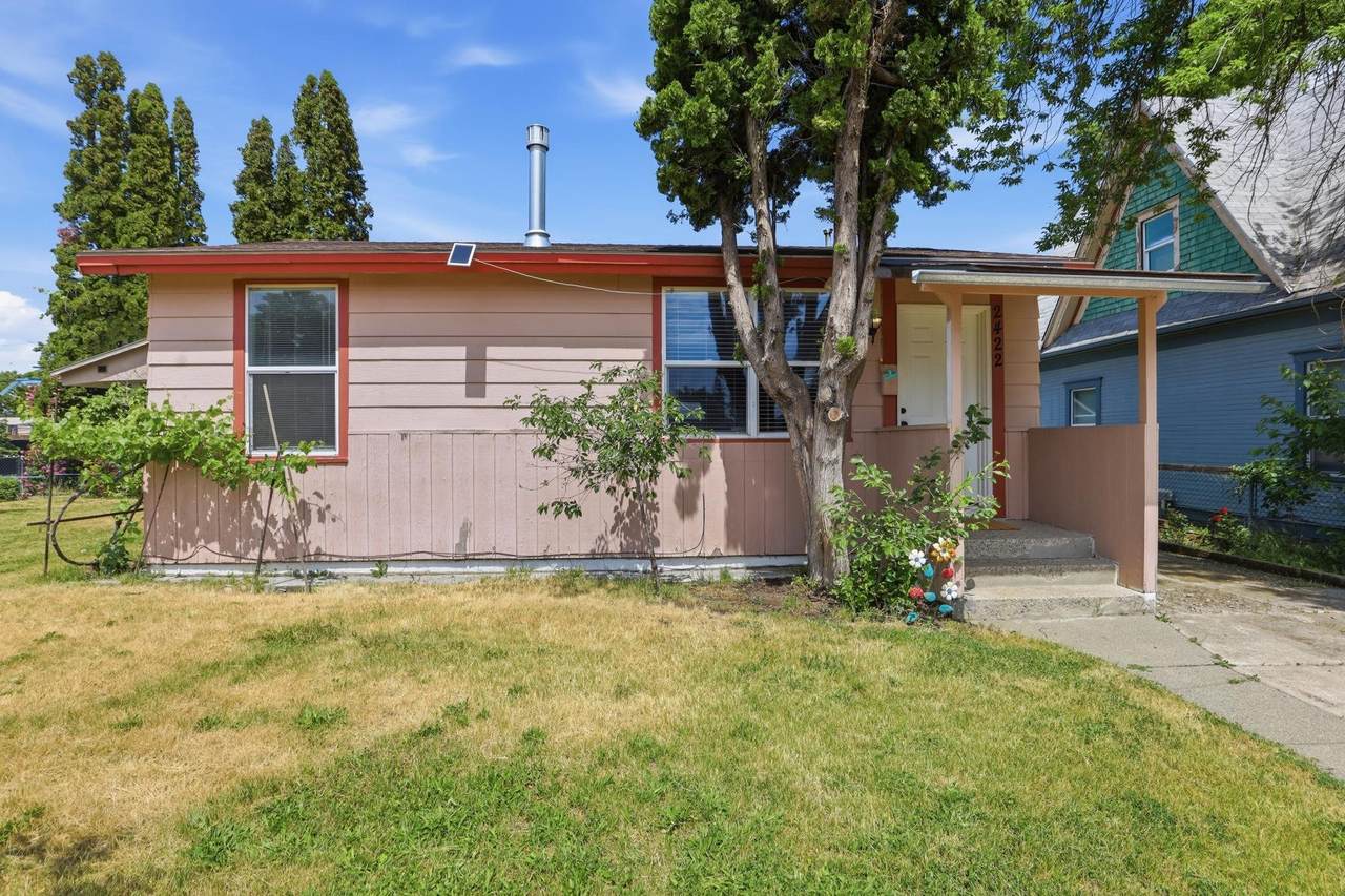 2422 Sinto Ave - Photo 1