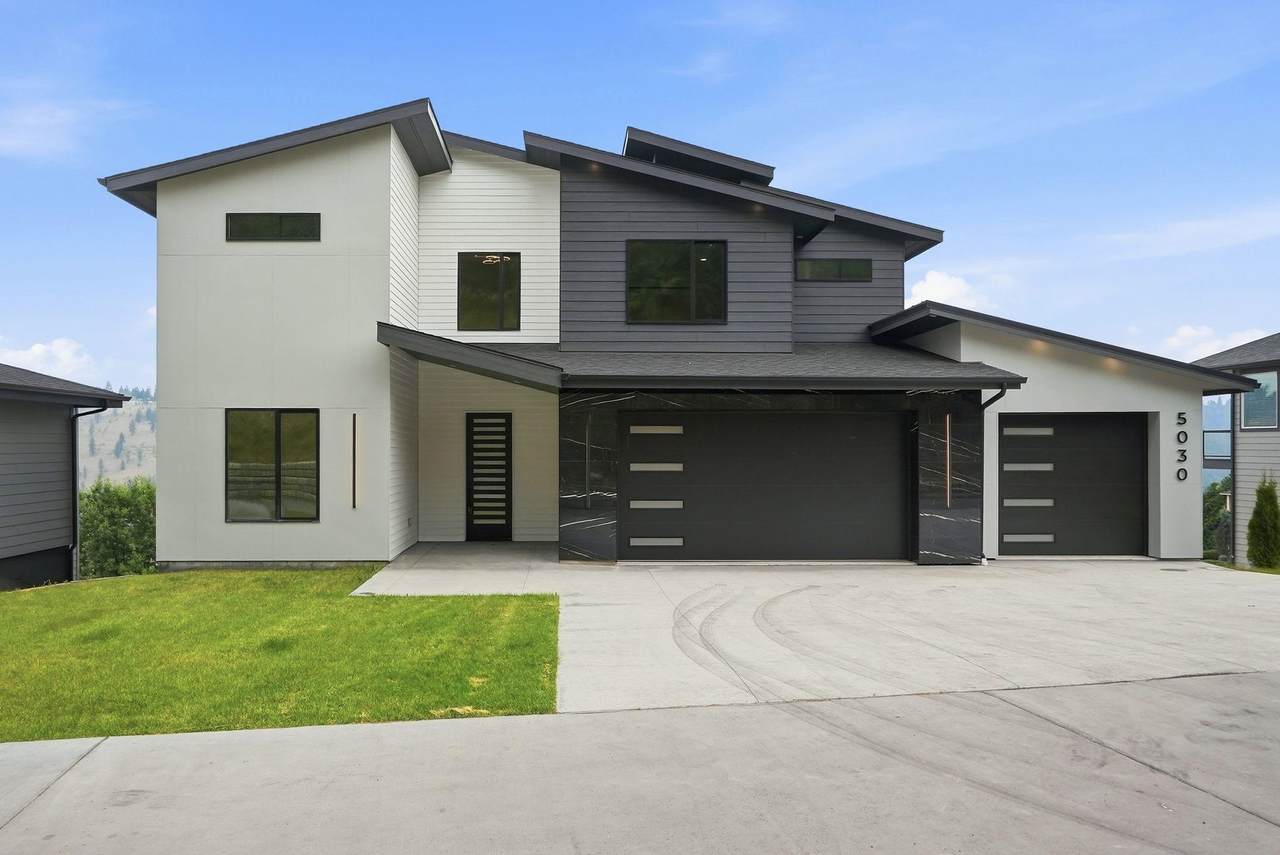 5030 Lincoln Way - Photo 1