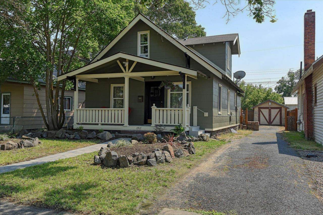 1917 Mansfield Ave - Photo 1