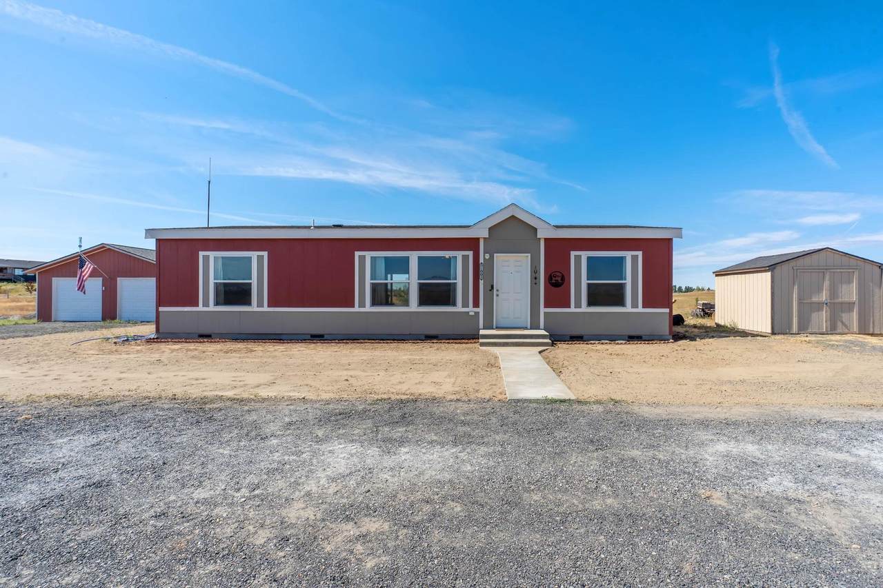 1002 Dover Rd - Photo 1