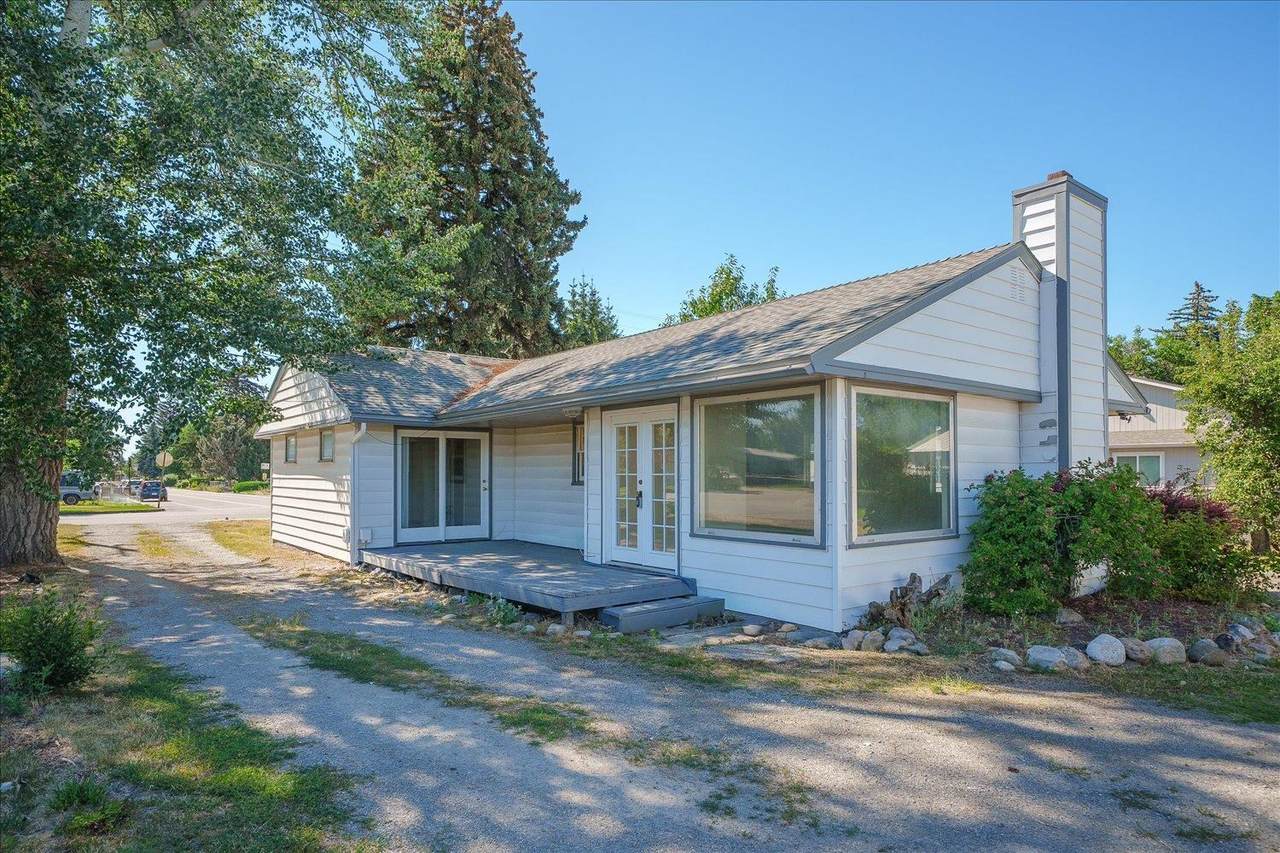 221 Tshirley Rd - Photo 1