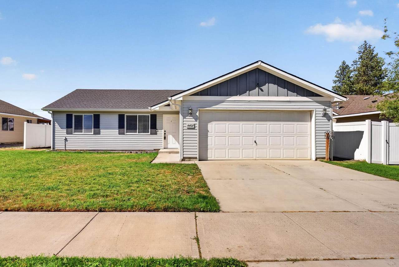 4407 Mack Rd - Photo 1