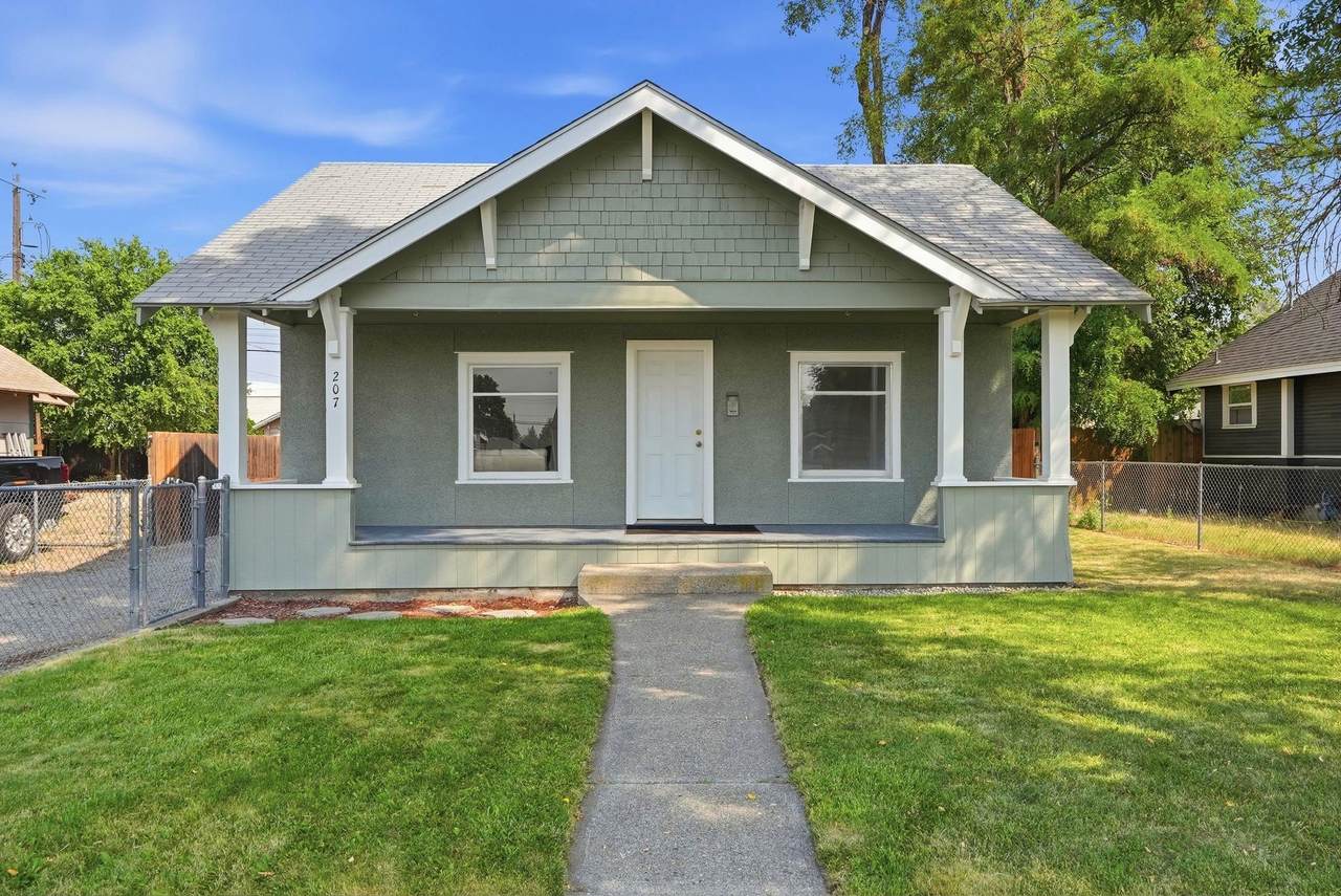 207 Princeton Ave - Photo 1